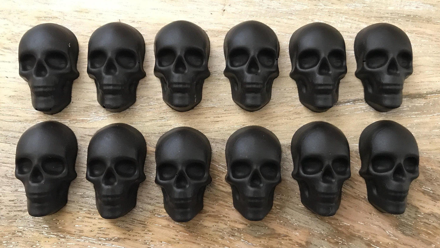 White or Black Chocolate Skulls