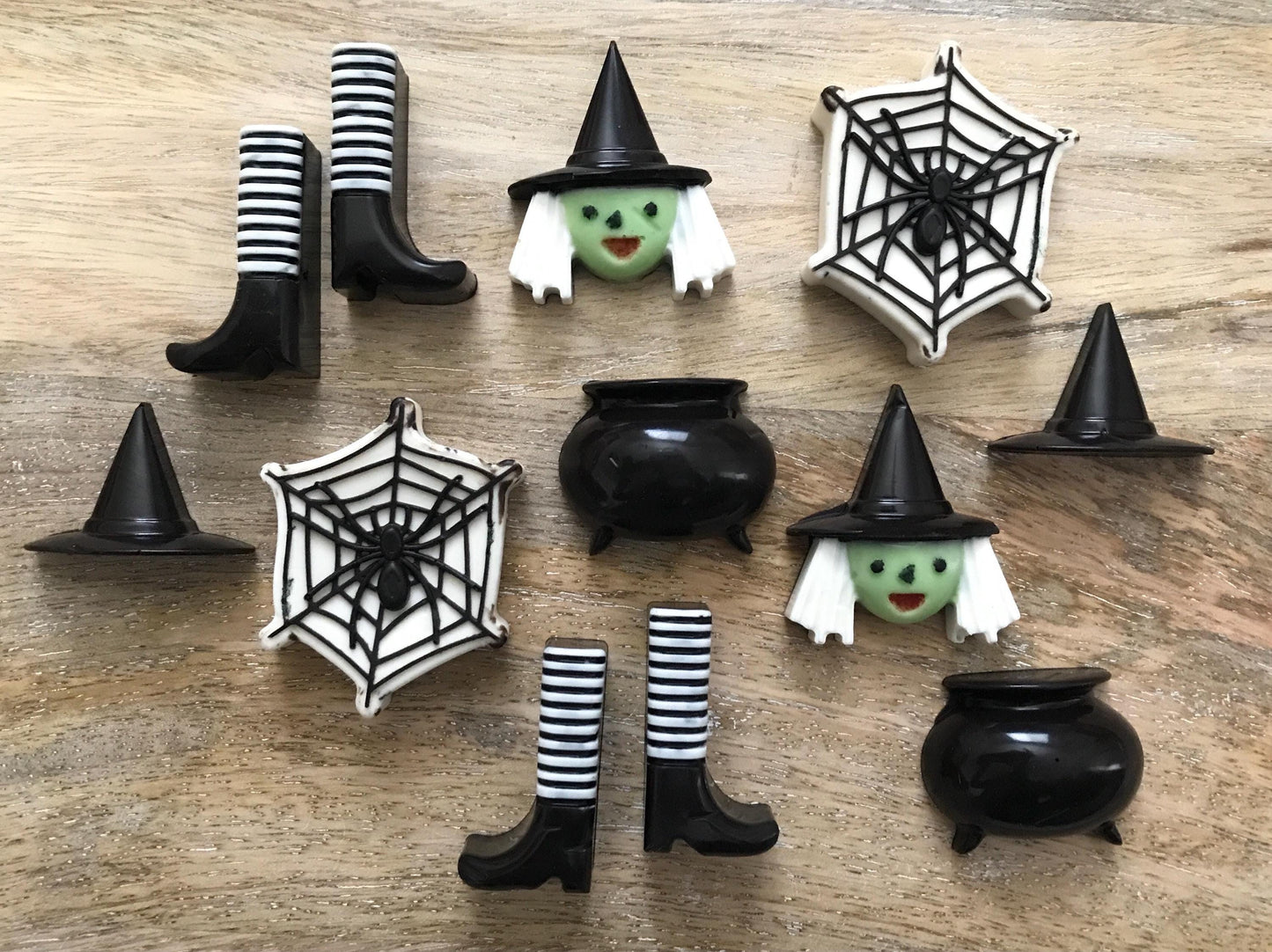 Witch Chocolates 12 Pack - Halloween Party Favors & Treats