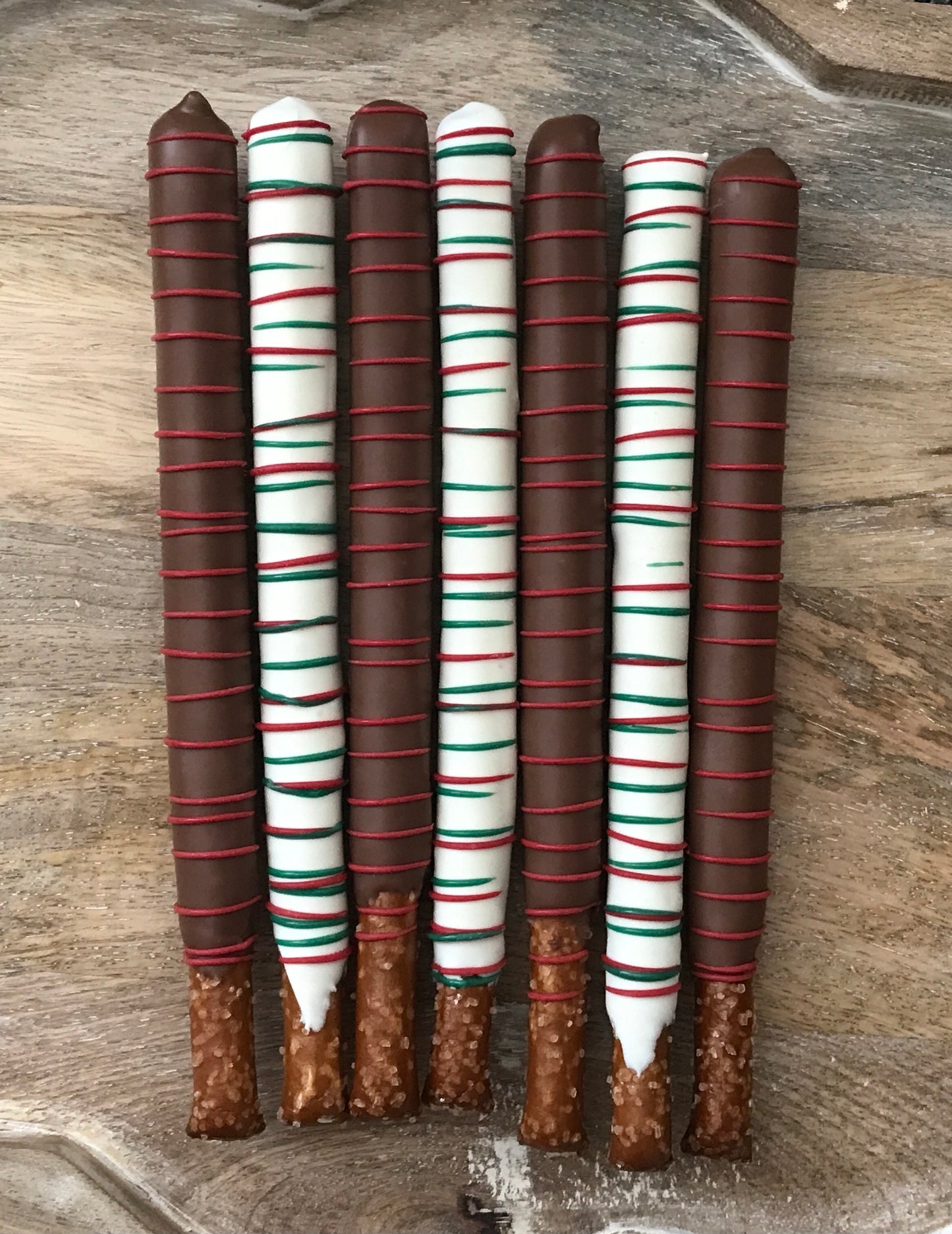 Christmas Chocolate Covered Pretzel Rods