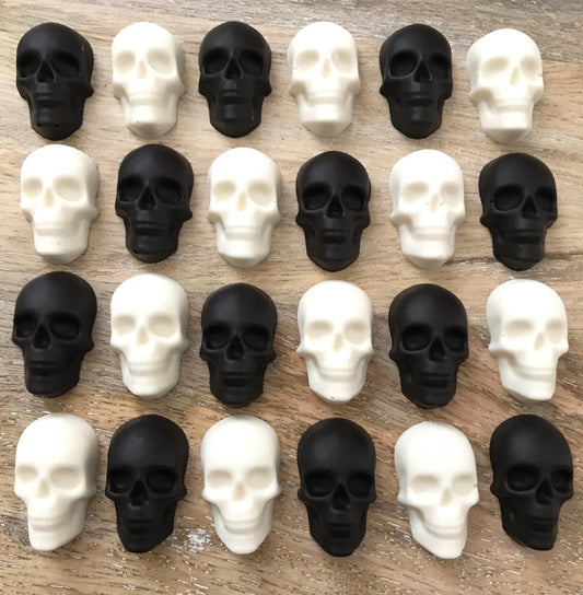 White or Black Chocolate Skulls