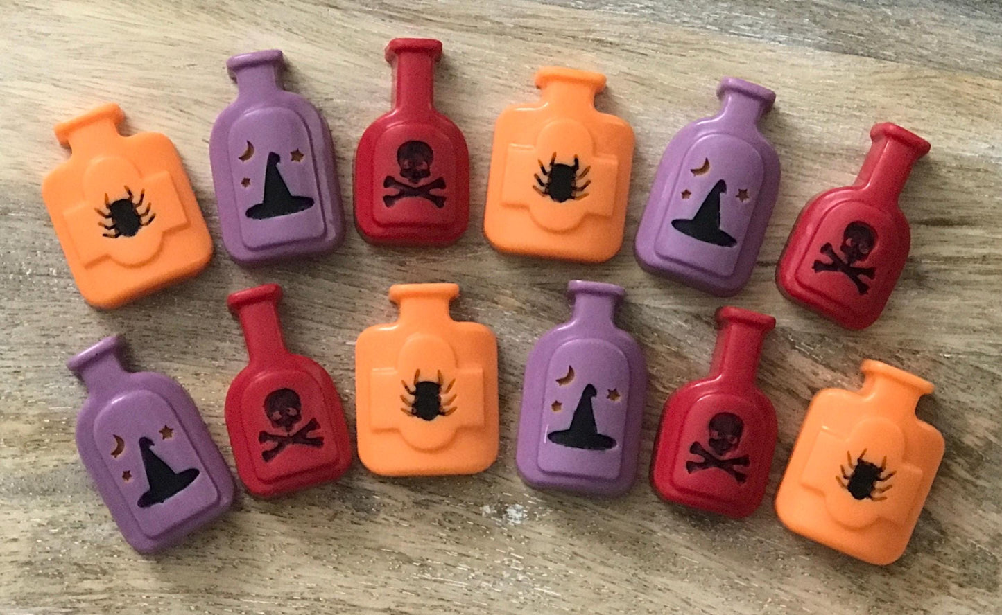 Chocolate Potion Bottles 12 Pack - Halloween & Wizard Party Favors