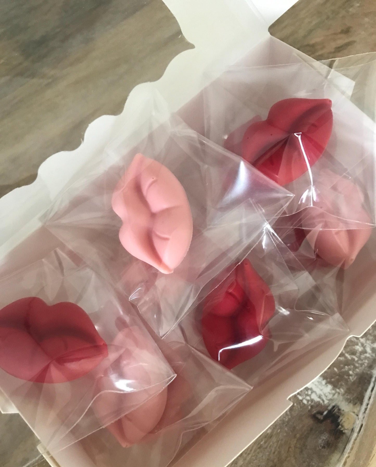 Chocolate Lips - Box of 14 | Valentine's Day Cupcake Toppers